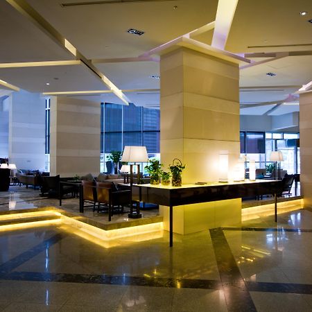 แกรนด์ เมอร์เคียว แอมบาสซาเดอร์ ชางวอน Hotel ภายนอก รูปภาพ