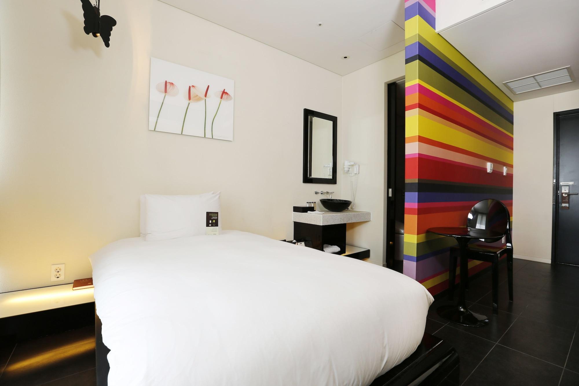 แกรนด์ เมอร์เคียว แอมบาสซาเดอร์ ชางวอน Hotel ภายนอก รูปภาพ