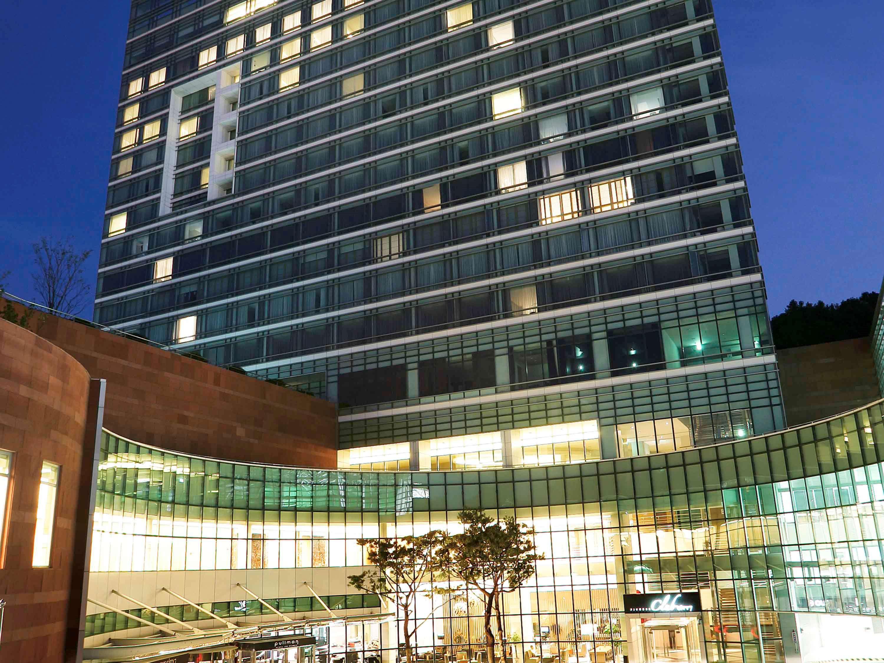 แกรนด์ เมอร์เคียว แอมบาสซาเดอร์ ชางวอน Hotel ภายนอก รูปภาพ