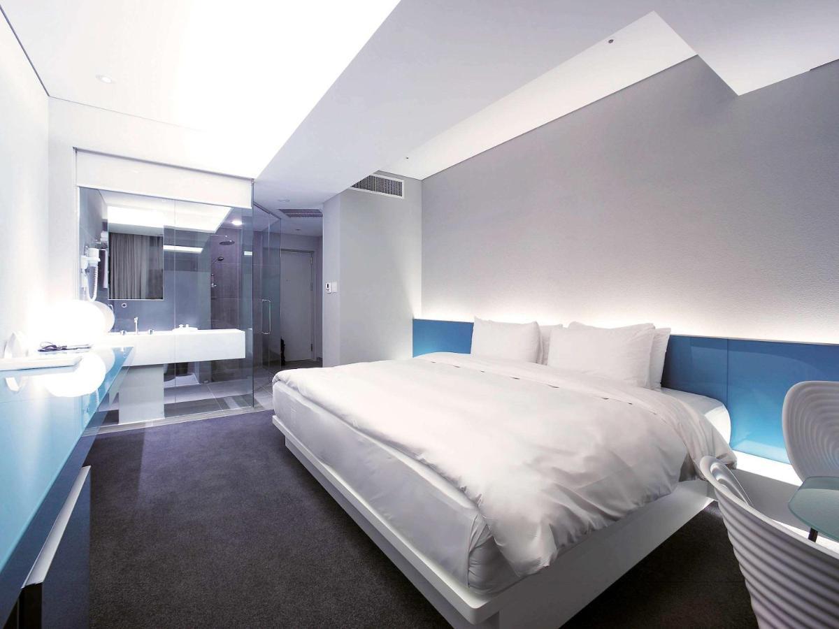 แกรนด์ เมอร์เคียว แอมบาสซาเดอร์ ชางวอน Hotel ภายนอก รูปภาพ