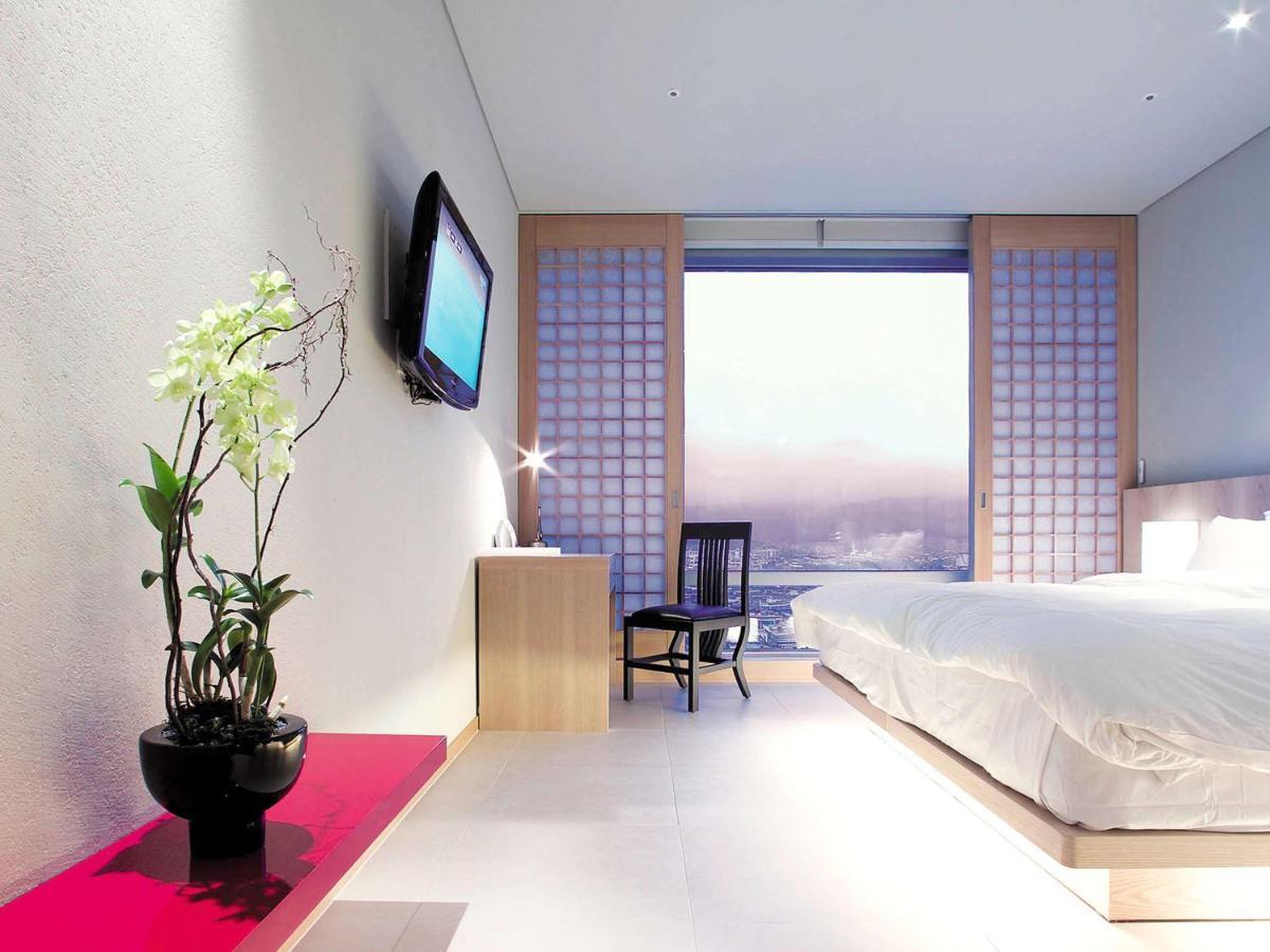 แกรนด์ เมอร์เคียว แอมบาสซาเดอร์ ชางวอน Hotel ภายนอก รูปภาพ